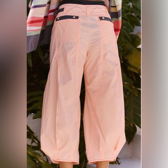 NEW Free People L Elevate Crop Pants NWT Peach Orange Spring Hiking - Picture 2 of 16